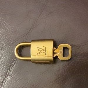 LV Lock & Key #313